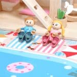Wooden 2 levels Dolls house with furniture and Accessories - Image 5