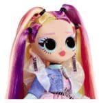 LOL Surprise OMG Sunshine Makeover Stellar Gurl Fashion Doll with Colour Change Surprises - Image 7